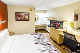 Red Roof Inn Milford