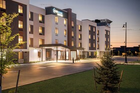 Everhome Suites Portsmouth - Newington