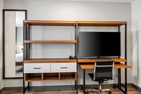 Everhome Suites Portsmouth - Newington