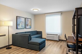 Everhome Suites Portsmouth - Newington
