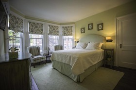 Homestead Inn