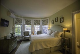 Homestead Inn