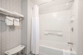 Aderi Hotel