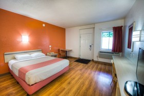 Motel 6