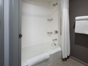 Courtyard Norwalk