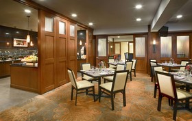 DoubleTree by Hilton Hotel Norwalk