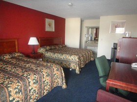 Red Carpet Inn Norwalk