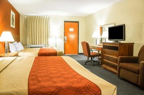 Red Carpet Inn Norwalk
