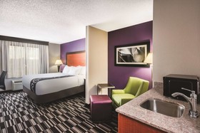 La Quinta Inn & Suites by Wyndham Norwich-Plainfield-Casino