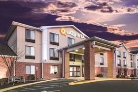 La Quinta Inn & Suites by Wyndham Norwich-Plainfield-Casino