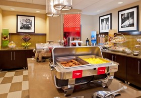 Hampton Inn Shelton
