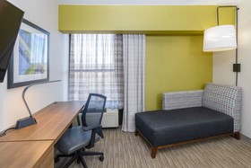 Holiday Inn Express Southington