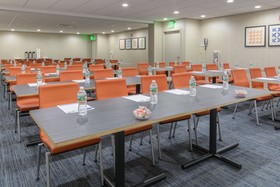 Holiday Inn Express Southington