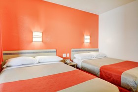 Motel 6 Hartford Southington