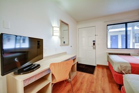 Motel 6 Hartford Southington