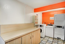 Motel 6 Hartford Southington