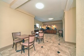 Red Carpet Inn Stamford