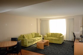 Holiday Inn Express & Suites Stamford