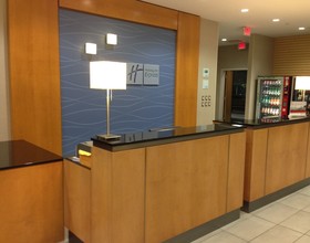 Holiday Inn Express & Suites Stamford