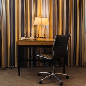 Stamford Suites