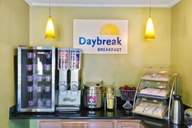 Days Inn by Wyndham Torrington