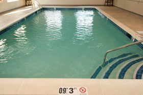 Holiday Inn Express Vernon - Manchester