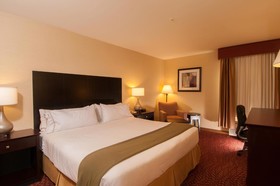 Holiday Inn Express Vernon - Manchester