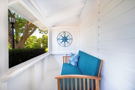 Marina Bay Cottages