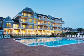 Waters Edge Resort & Spa