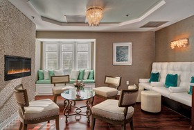 Waters Edge Resort & Spa