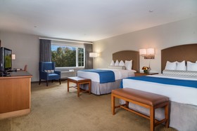 Waters Edge Resort & Spa