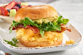 Courtyard by Marriott New Haven Orange/Milford