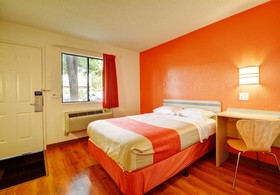 Motel 6