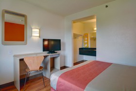 Motel 6