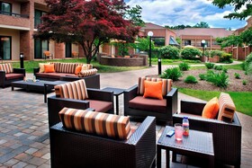 Courtyard Hartford Windsor