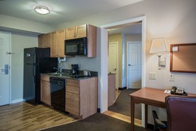 Candlewood Suites