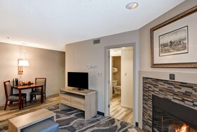 Homewood Suites by Hilton Hartford / Windsor Locks