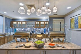 Homewood Suites by Hilton Hartford / Windsor Locks