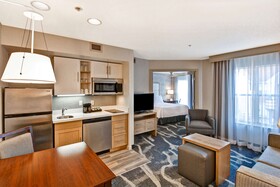 Homewood Suites by Hilton Hartford / Windsor Locks