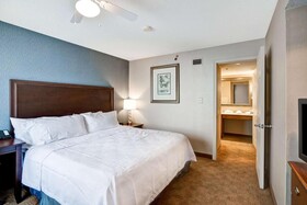 Homewood Suites by Hilton Hartford / Windsor Locks