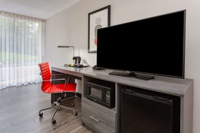 Ramada by Wyndham Windsor Locks
