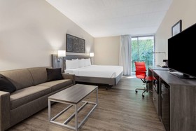 Ramada by Wyndham Windsor Locks
