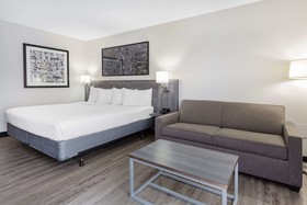 Ramada by Wyndham Windsor Locks