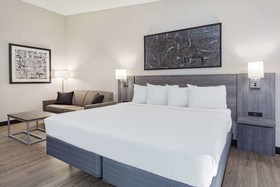 Ramada by Wyndham Windsor Locks