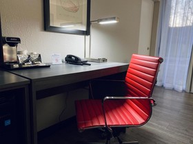 Ramada by Wyndham Windsor Locks