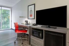 Ramada by Wyndham Windsor Locks