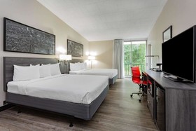 Ramada by Wyndham Windsor Locks