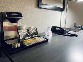 Ramada by Wyndham Windsor Locks