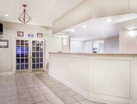 Days Inn by Wyndham Dover Downtown