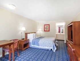 Days Inn by Wyndham Dover Downtown